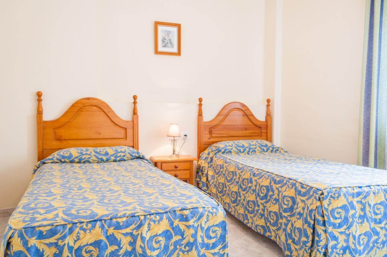 Apartamentos Nerja Medina Canovas Exterior foto